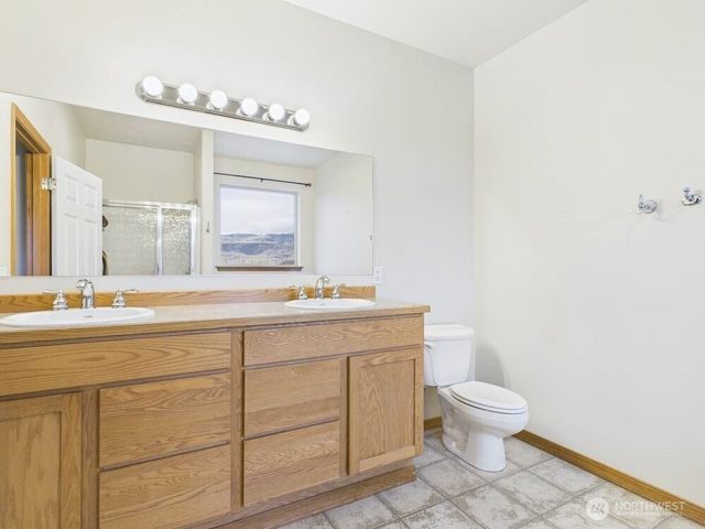 650 S Van Well Avenue, East Wenatchee, WA 98802