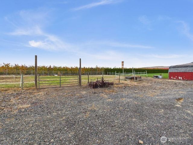 650 S Van Well Avenue, East Wenatchee, WA 98802