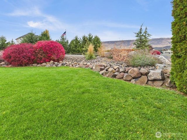 650 S Van Well Avenue, East Wenatchee, WA 98802