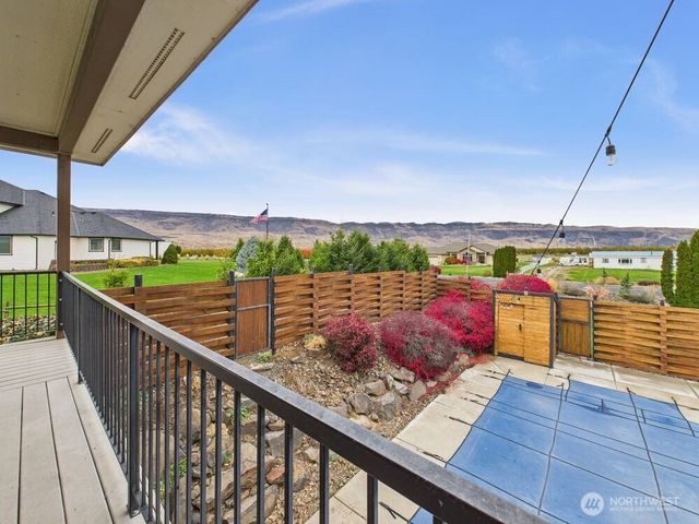 650 S Van Well Avenue, East Wenatchee, WA 98802