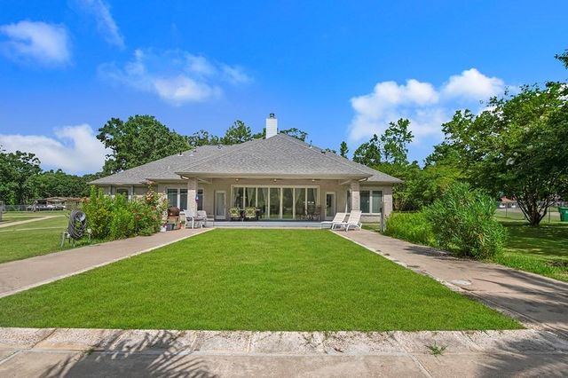 160 Black Forest Drive, Zavalla, TX 75980