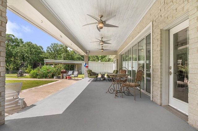 160 Black Forest Drive, Zavalla, TX 75980