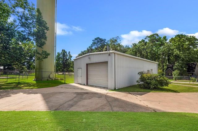 160 Black Forest Drive, Zavalla, TX 75980