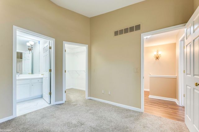 56659 Long Island Drive, Shelby Twp, MI 48316