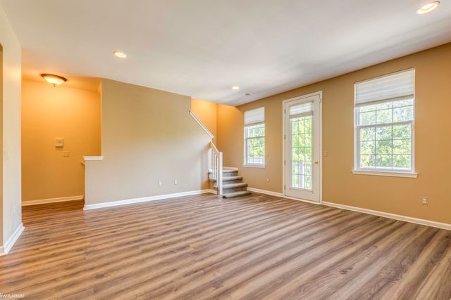 56659 Long Island Drive, Shelby Twp, MI 48316