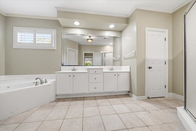 10211 CARNEGIE CLUB DR, Collierville, TN 38017