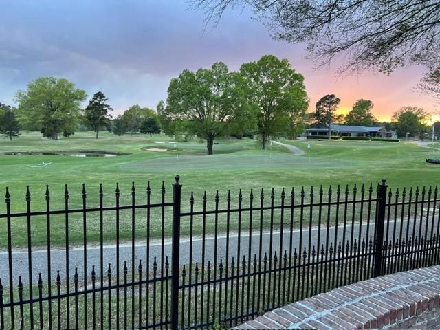 10211 CARNEGIE CLUB DR, Collierville, TN 38017