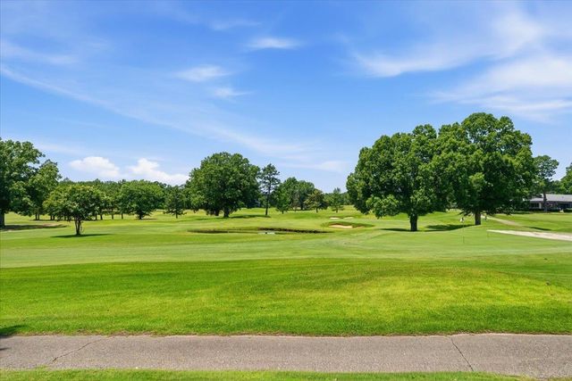 10211 CARNEGIE CLUB DR, Collierville, TN 38017