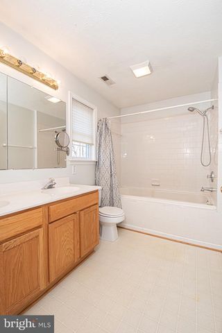 646 GUARD HILL RD, Middletown, VA 22645
