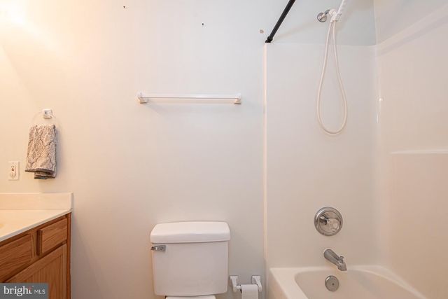 646 GUARD HILL RD, Middletown, VA 22645