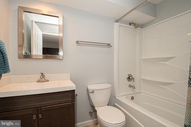 646 GUARD HILL RD, Middletown, VA 22645
