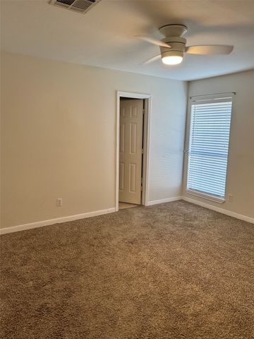 4303 Dugger Drive, Bellmead, TX 76705
