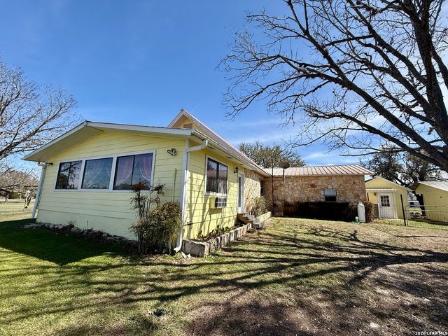 3320 PRIVILEGE CREEK, Pipe Creek, TX 78063