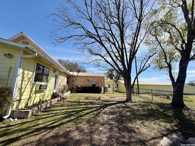 3320 PRIVILEGE CREEK, Pipe Creek, TX 78063