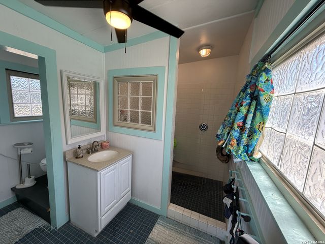 3320 PRIVILEGE CREEK, Pipe Creek, TX 78063