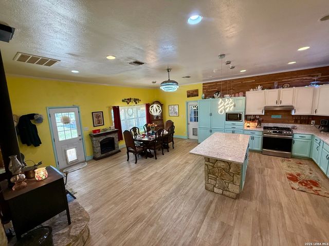 3320 PRIVILEGE CREEK, Pipe Creek, TX 78063