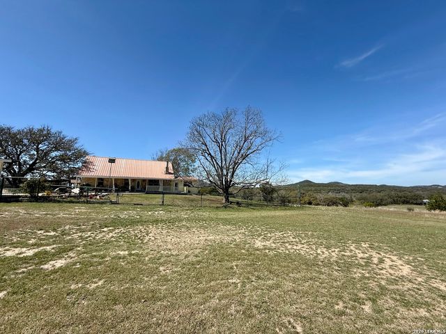 3320 PRIVILEGE CREEK, Pipe Creek, TX 78063