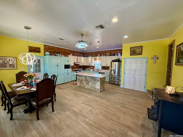 3320 PRIVILEGE CREEK, Pipe Creek, TX 78063