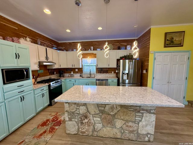 3320 PRIVILEGE CREEK, Pipe Creek, TX 78063