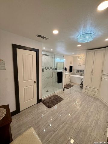 3320 PRIVILEGE CREEK, Pipe Creek, TX 78063