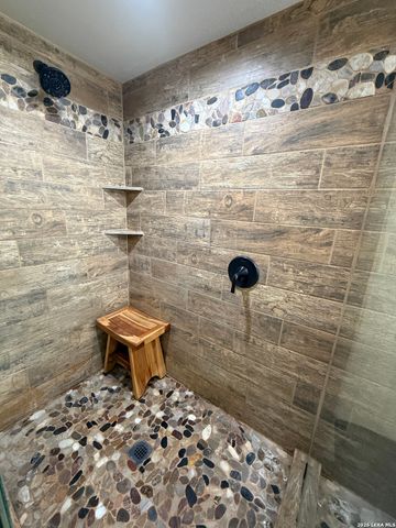 3320 PRIVILEGE CREEK, Pipe Creek, TX 78063