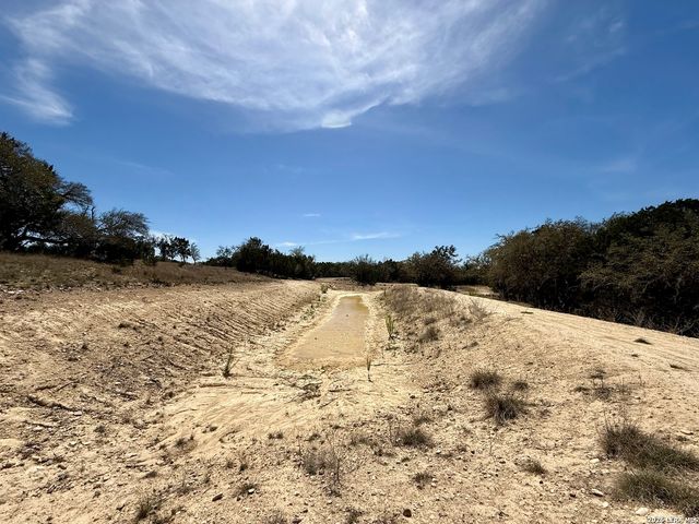 3320 PRIVILEGE CREEK, Pipe Creek, TX 78063