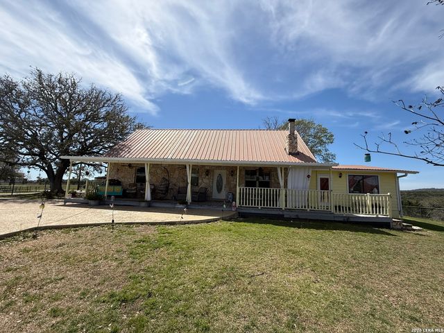 3320 PRIVILEGE CREEK, Pipe Creek, TX 78063
