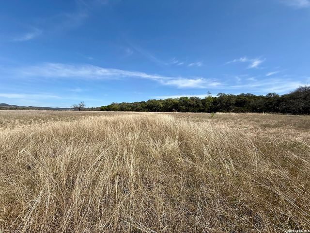 3320 PRIVILEGE CREEK, Pipe Creek, TX 78063