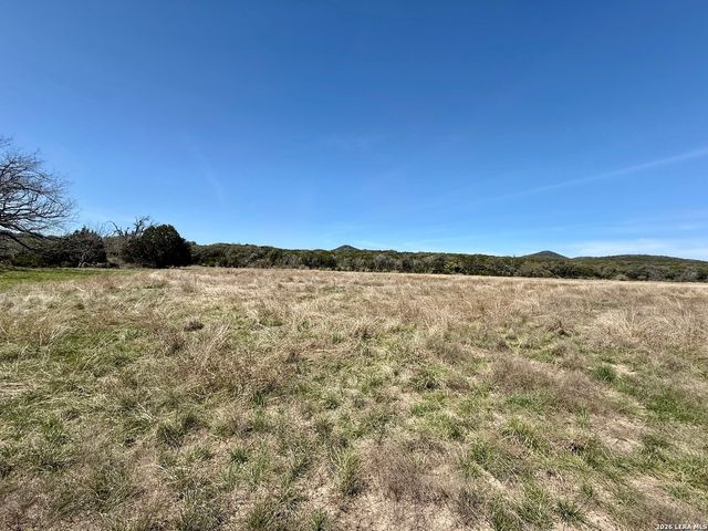 3320 PRIVILEGE CREEK, Pipe Creek, TX 78063