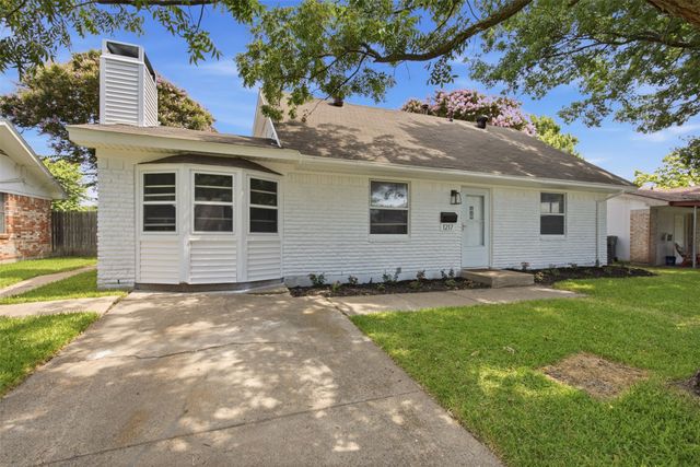 1217 Rosewood Hills Drive, Garland, TX 75040
