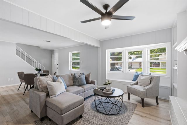 1217 Rosewood Hills Drive, Garland, TX 75040