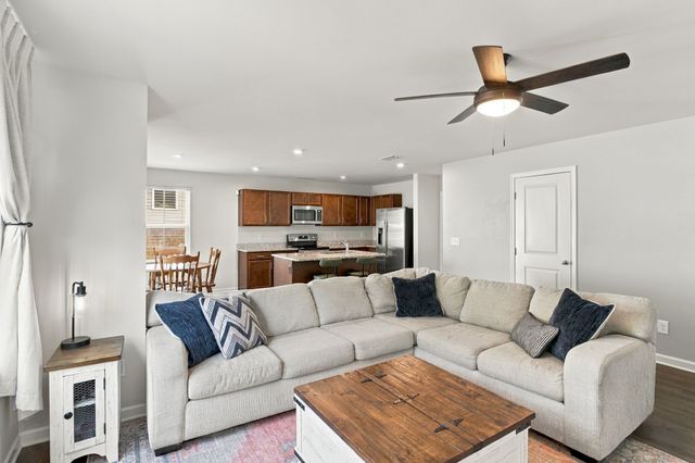 3053 Red Fox Rdg, Madison, TN 37115
