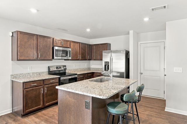 3053 Red Fox Rdg, Madison, TN 37115