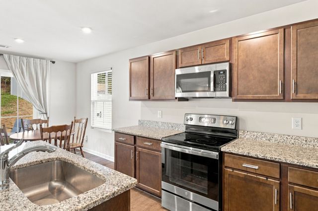 3053 Red Fox Rdg, Madison, TN 37115