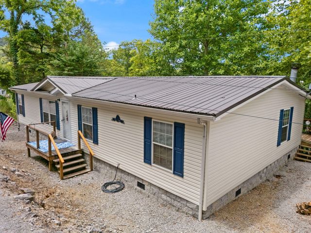 586 Spruce Street, Burnside, KY 42519