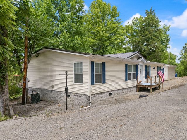 586 Spruce Street, Burnside, KY 42519