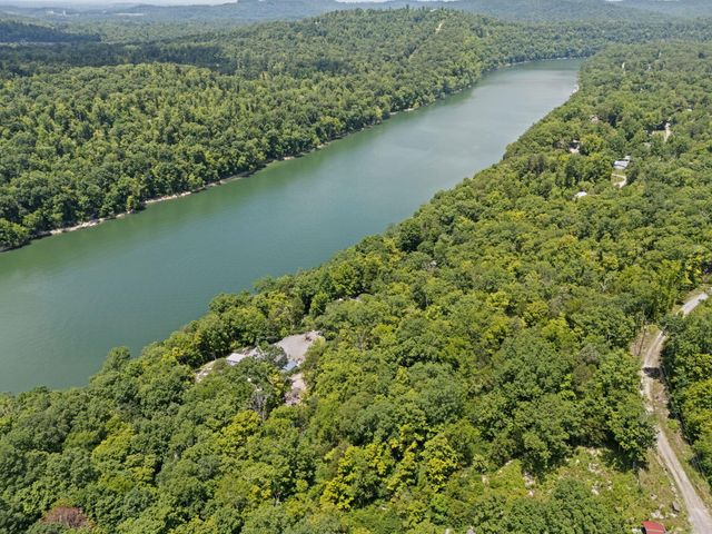 586 Spruce Street, Burnside, KY 42519