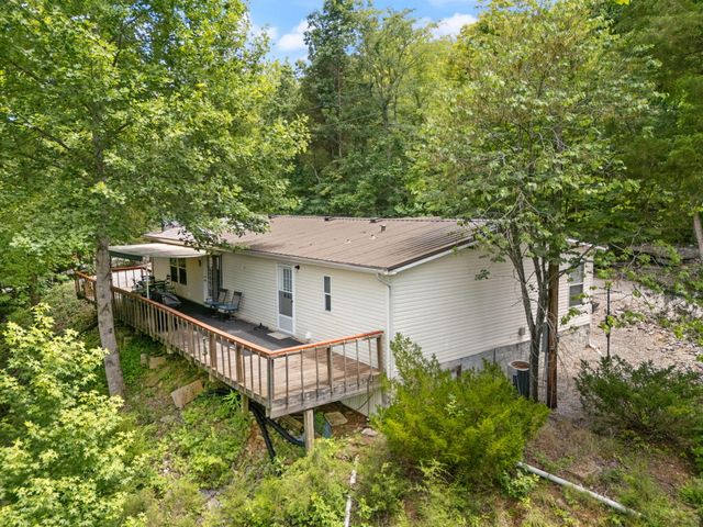 586 Spruce Street, Burnside, KY 42519