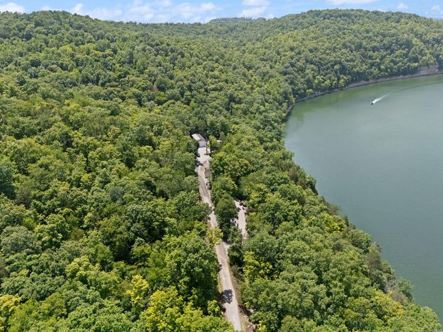 586 Spruce Street, Burnside, KY 42519