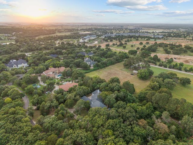 32 Wyck Hill Lane, Westlake, TX 76262