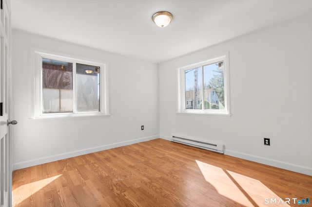 28-32 Starr Avenue 11, Danbury, CT 06810