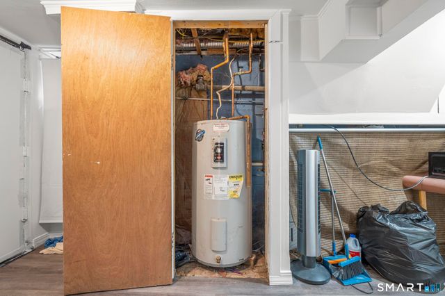 28-32 Starr Avenue 11, Danbury, CT 06810