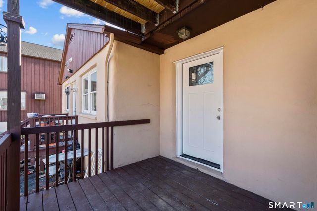 28-32 Starr Avenue 11, Danbury, CT 06810