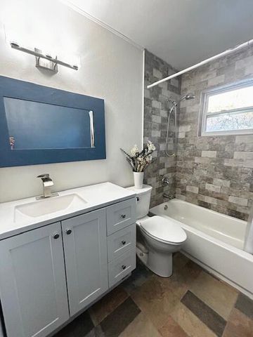 1301 SE Sandpiper Lane, Stuart, FL 34996