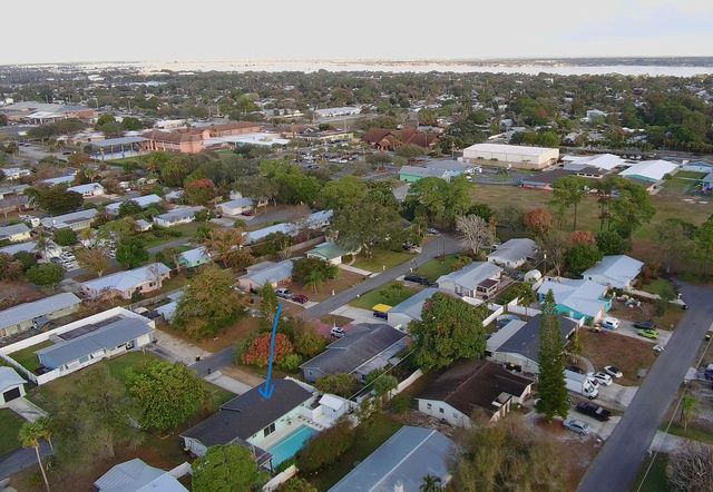 1301 SE Sandpiper Lane, Stuart, FL 34996