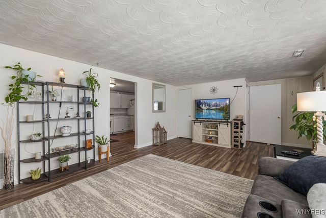 111 Louis Street, Cheektowaga, NY 14225