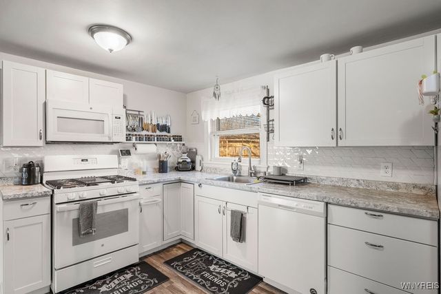 111 Louis Street, Cheektowaga, NY 14225