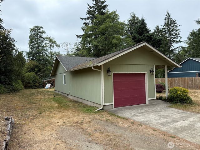 22101 Birch Place, Ocean Park, WA 98640