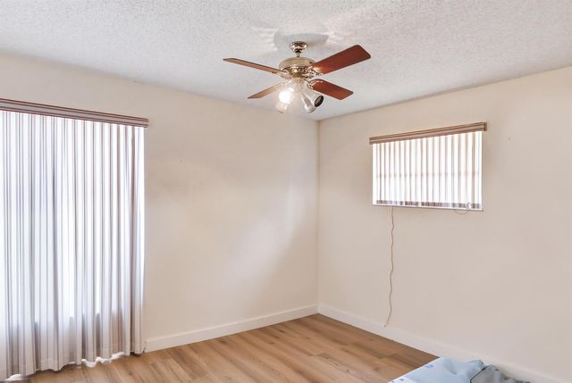 700 NW 102ND Way, Plantation, FL 33324