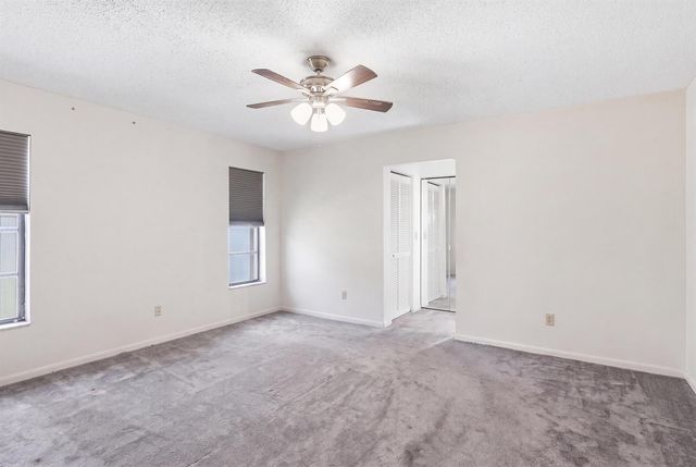 700 NW 102ND Way, Plantation, FL 33324